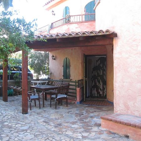 Villa Le Ginestre La Caletta Room photo